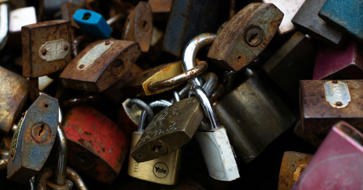 Locked Out of Your Clinton St Apartment? Steps to Take Before You Call — Clinton St Locksmith