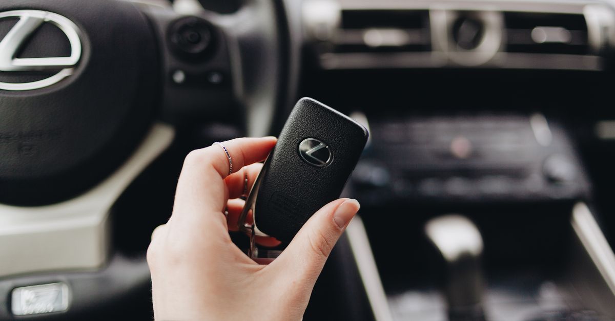 Toyota car key fob — Clinton St Locksmith